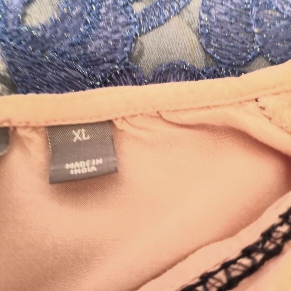 SOHO New York & Company Jeans Women's Pink Lngslv Blouse Embellished Size XL - Picture 4 of 8